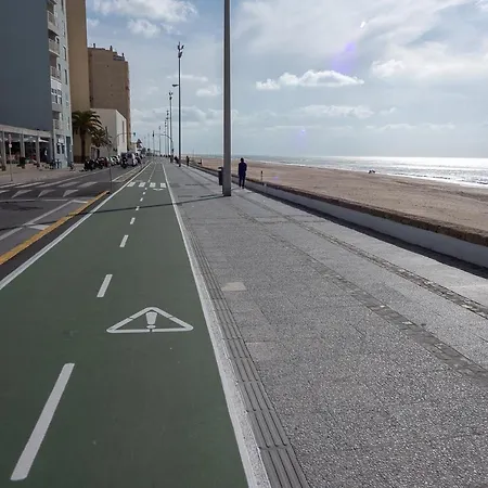 Gran Avenida 57 * Cadix